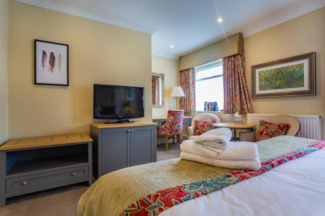 The Talbot Hotel, Oundle , Near Peterborough Екстер'єр фото