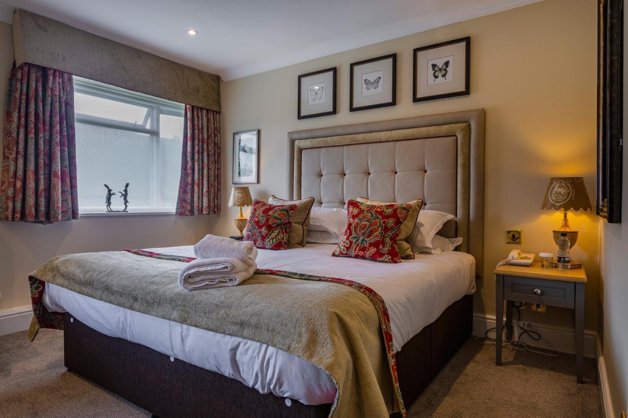 The Talbot Hotel, Oundle , Near Peterborough Екстер'єр фото