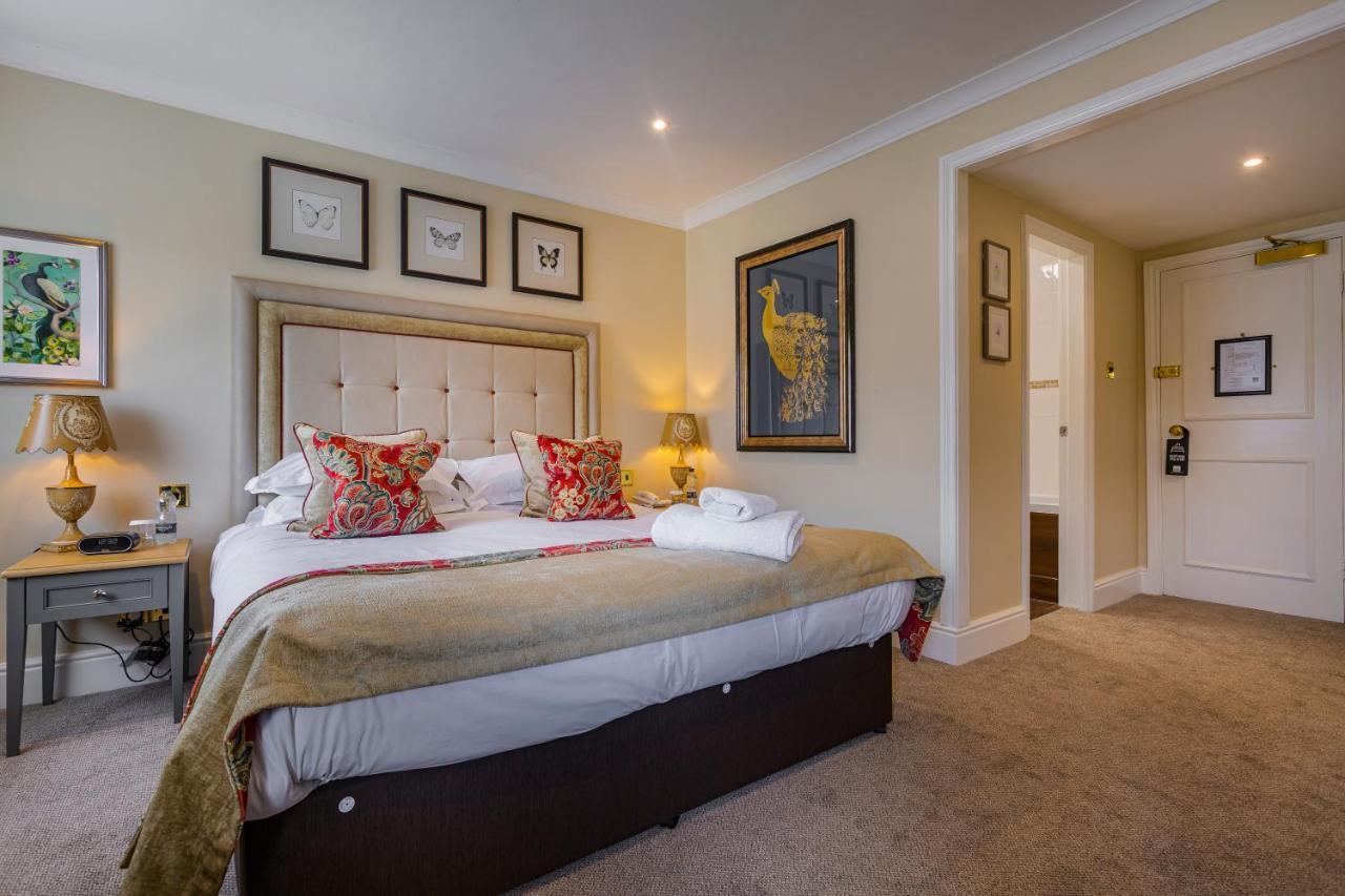 The Talbot Hotel, Oundle , Near Peterborough Екстер'єр фото