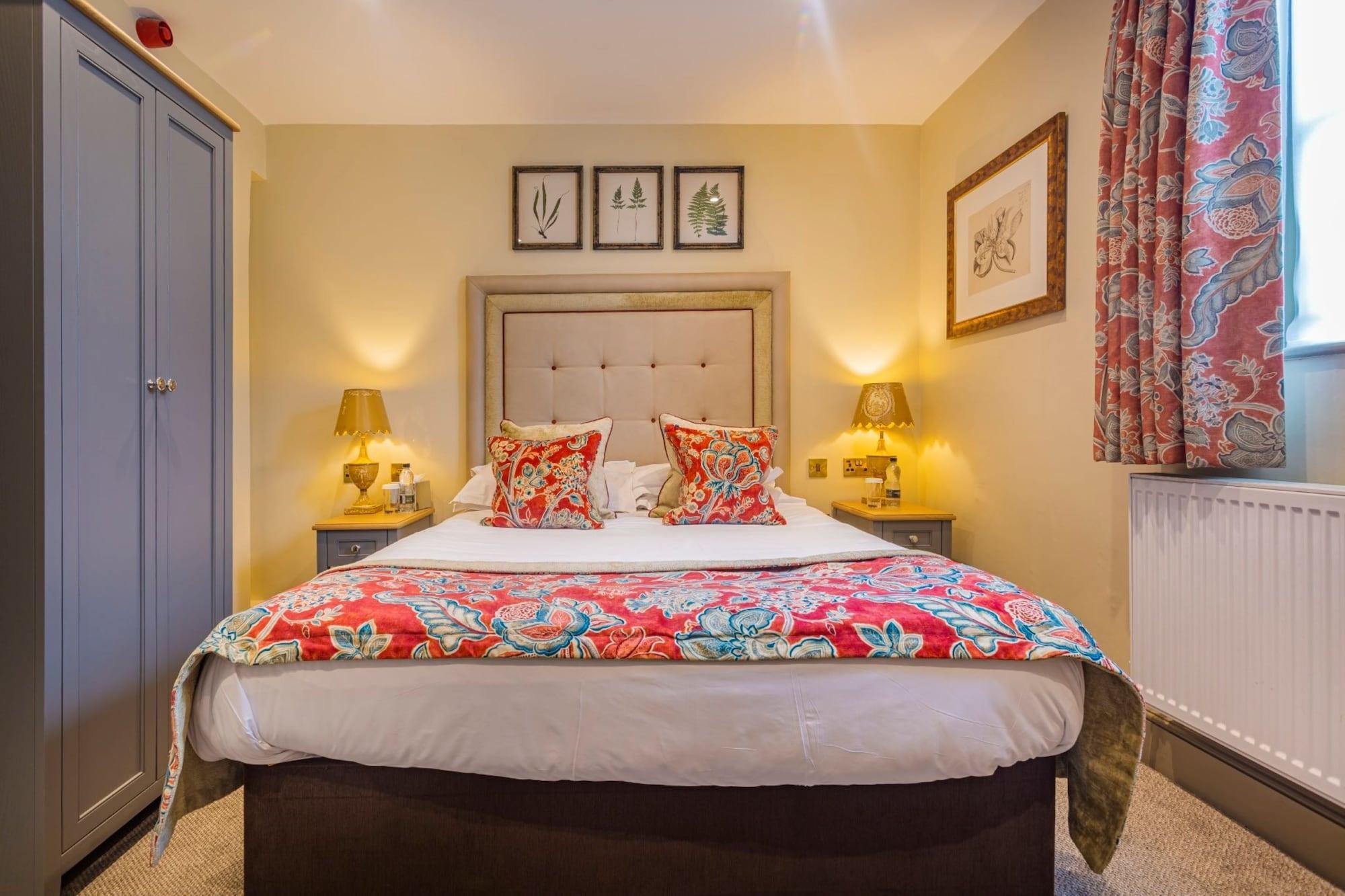 The Talbot Hotel, Oundle , Near Peterborough Екстер'єр фото