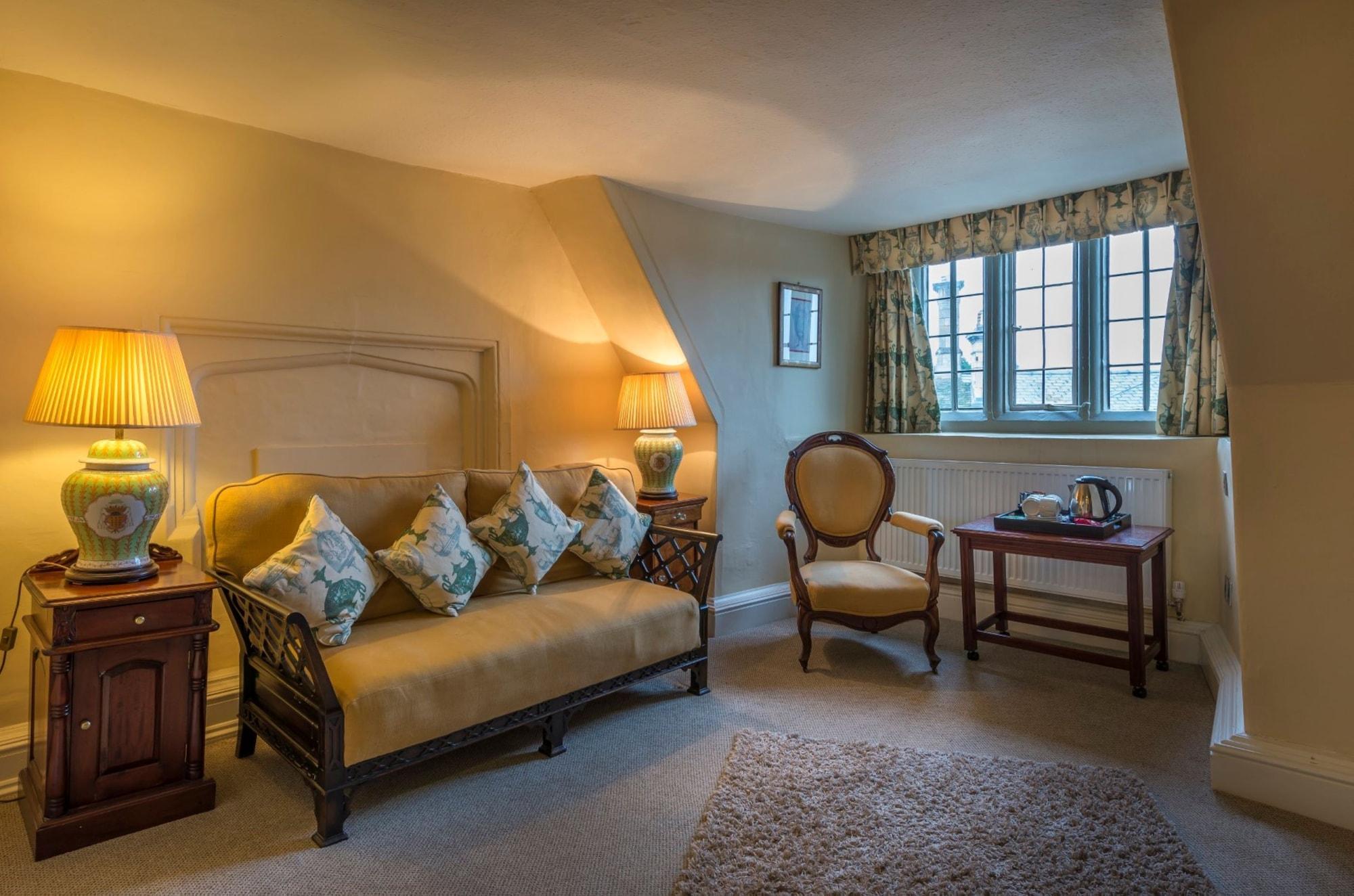 The Talbot Hotel, Oundle , Near Peterborough Екстер'єр фото