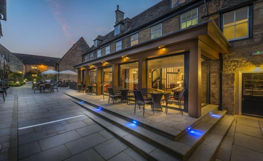 The Talbot Hotel, Oundle , Near Peterborough Екстер'єр фото